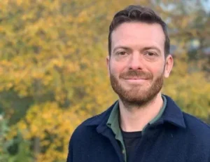 Read more about the article How to Invest Your Money in Your 20s to Build Long-Term Wealth