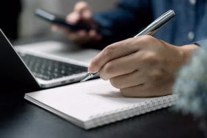 Read more about the article 10 Best AI Budgeting Apps To Help You Save Money