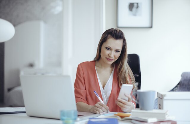 You are currently viewing 8 Apps to Help Pay Off Student Loans