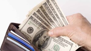 Read more about the article 12 Smart Ways to Use $1000