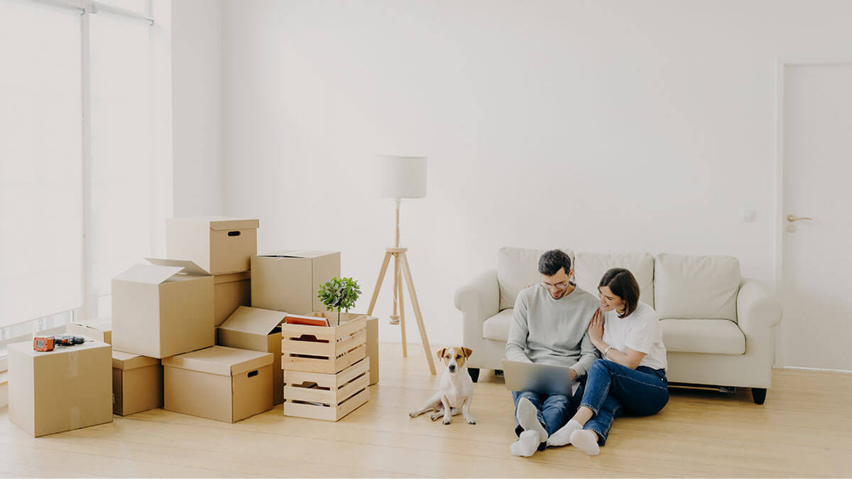 You are currently viewing Moving for a Job: Tax-Deductible Expenses & Relocation Assistance